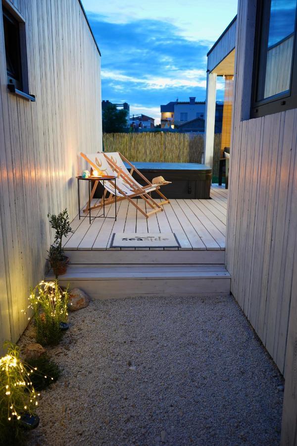 Boutique Style Eco-Beachhouse, Private Jacuzzi Privlaka (Zadar) Exterior foto